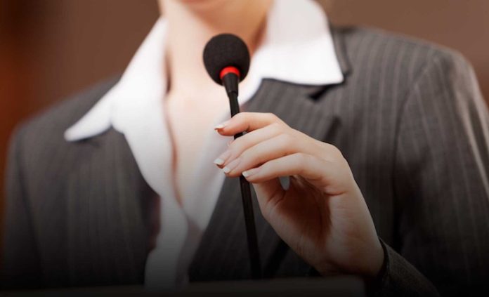 Propone colectivo al Congreso que una mujer cubra interinato