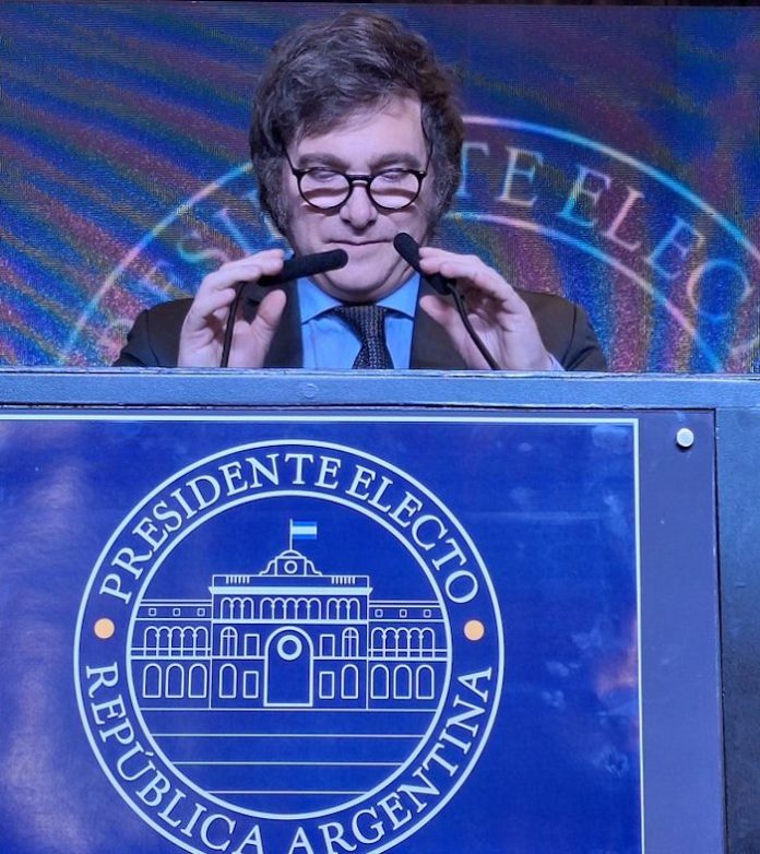 Milei expresa compromiso con la democracia, el comercio libre y la paz en Argentina