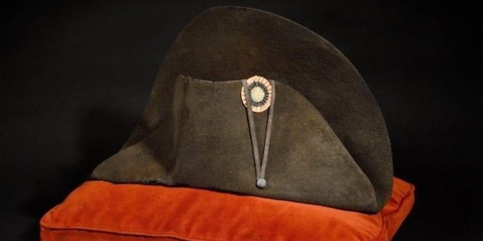 Subastan un sombrero de Napoleón por una cifra récord de €1,9 millones