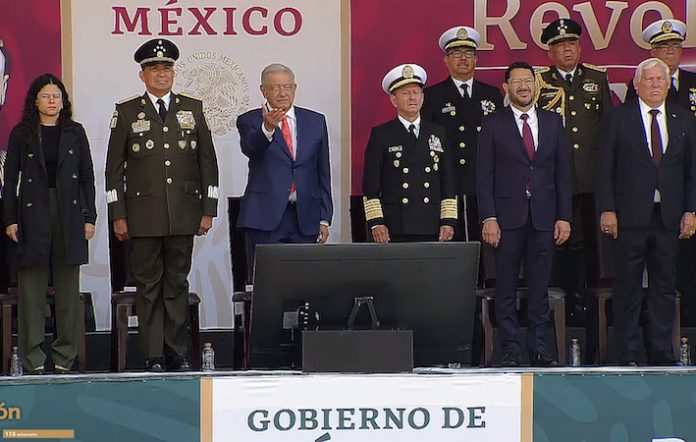 AMLO afirma que las Fuerzas Armadas de México son un “ángel de la guarda” del pueblo