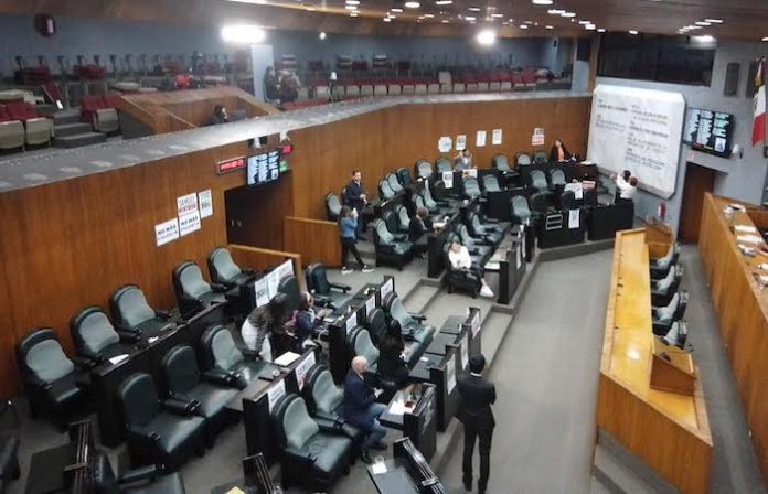 Permanece en evaluación del Congreso el Paquete Fiscal 2024