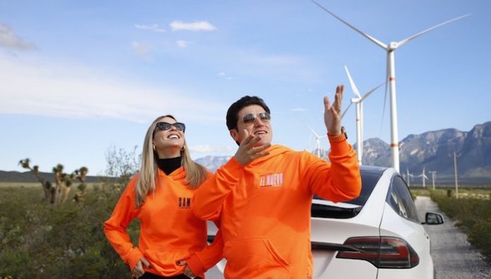 Apuesta Samuel García por energía renovable al visitar Mina