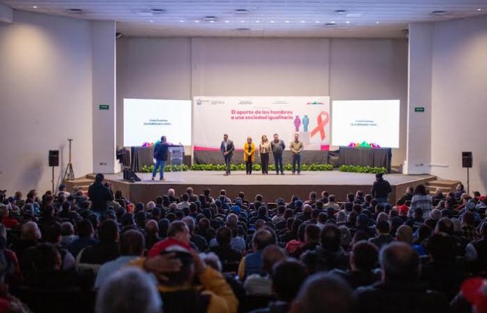 Imparten en Guadalupe conferencia “El aporte de los hombres a una sociedad igualitaria”