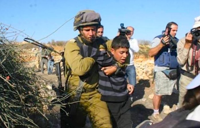 Casi 40 niños y mujeres palestinas serán excarcelados en Israel, según medio