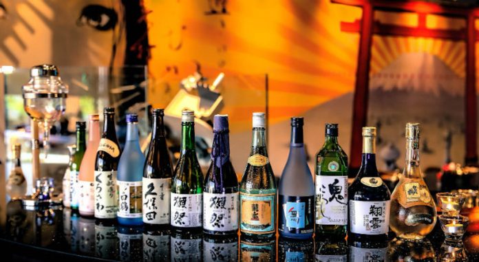 Japón elabora recomendación sobre dosis máxima diaria de alcohol para hombres y mujeres