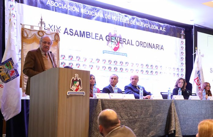 Destaca Navarro el nearshoring frente a hoteleros