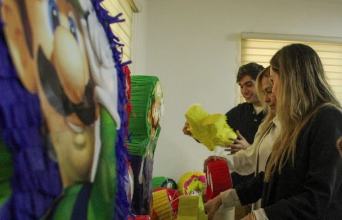 Capacita Monterrey a personas cuidadoras con talleres productivos