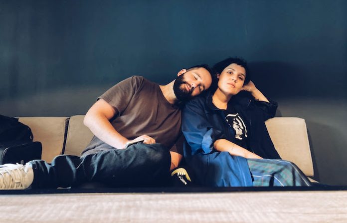 Video: La película mexicana La Caída gana 2 premios Emmy internacionales por Mejor Película para Televisión y Mejor Actriz