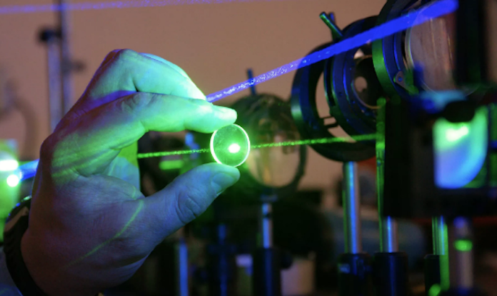 Anticipan en Rusia un láser para detectar el cáncer a través de la piel