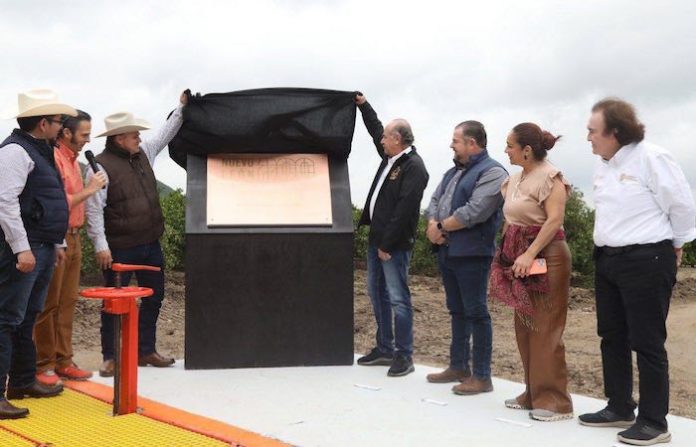 Navarro inaugura el Proyecto de Modernización y Tecnificación de los canales de la unidad de riego “El Chapotal” en Montemorelos