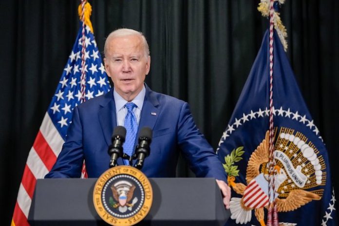 Biden podría declinar la nominación demócrata si le va mal en el próximo debate