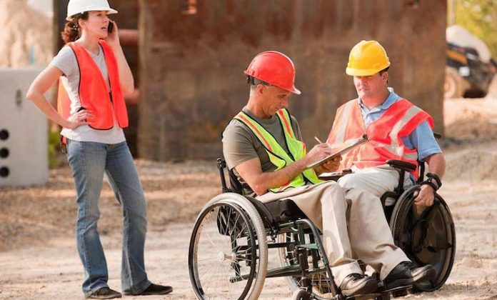 Proponen incentivos fiscales para empresas que contraten a personas con discapacidad y neurodivergentes