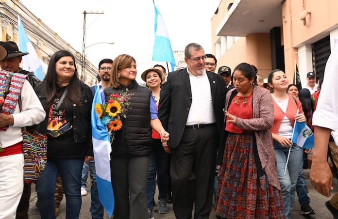 Arévalo denuncia que poder judicial de Guatemala le niega derecho a la defensa