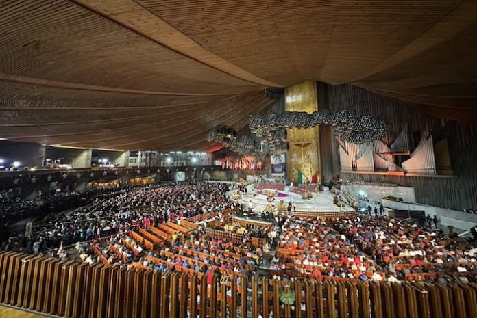 Al menos 6 millones de peregrinos visitan la Basílica de la Virgen Guadalupe en México