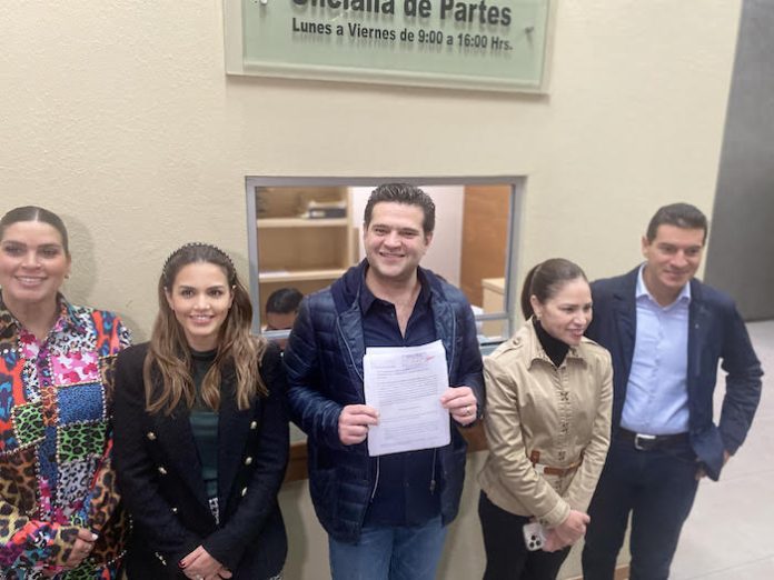 Busca frenar Cienfuegos promoción de funcionarios con recursos estatales