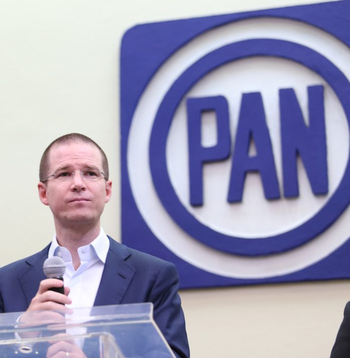 Amarra Ricardo Anaya senaduría plurinominal por el PAN