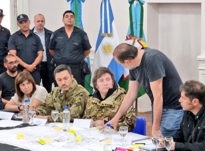 Milei visita zona afectada por tormenta eléctrica