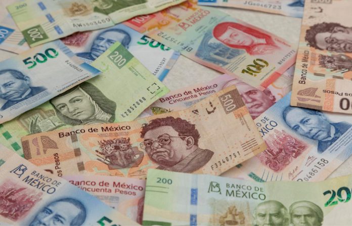 Salario mínimo sube 20% en México por acuerdo del Gobierno, empresarios y sindicatos