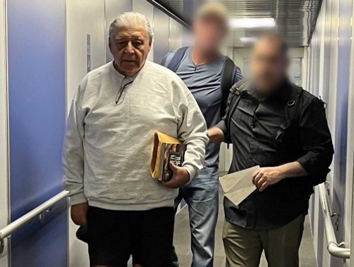 Llegó a Chile deportado de EU exmilitar acusado de asesinar a Victor Jara