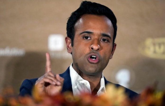 Candidato presidencial de EU Ramaswamy se negará a la primaria en solidaridad con Trump