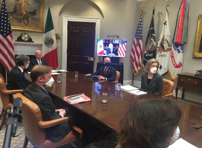 Biden y López Obrador coinciden en urgencia de más acciones fronterizas para reabrir pasos