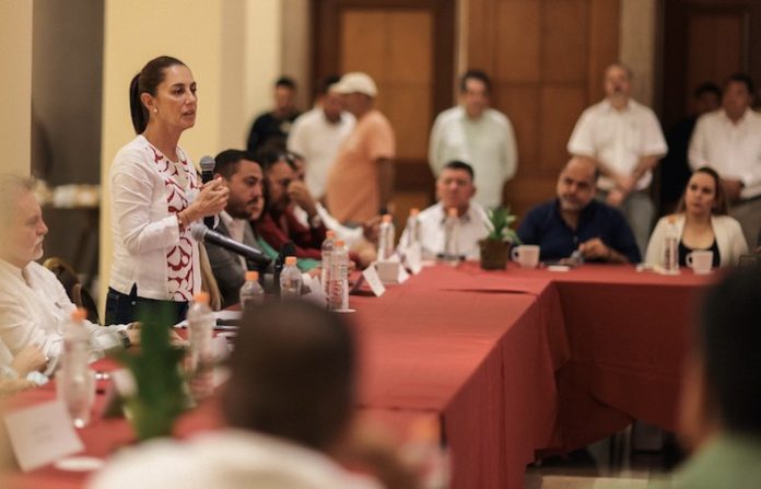 Claudia Sheinbaum reconoce que derivado de los malos gobiernos del pasado, hoy BC Sur sufre de una crisis en el desarrollo urbano