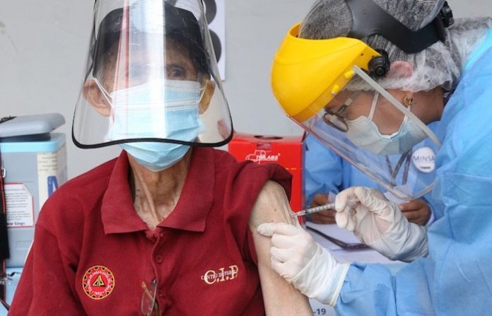 Ministerio de Salud de Perú advierte sobre incremento de contagios por covid-19