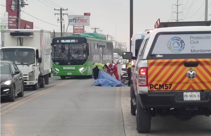 Investigan muerte de ciclista sobre Av Ruiz Cortines