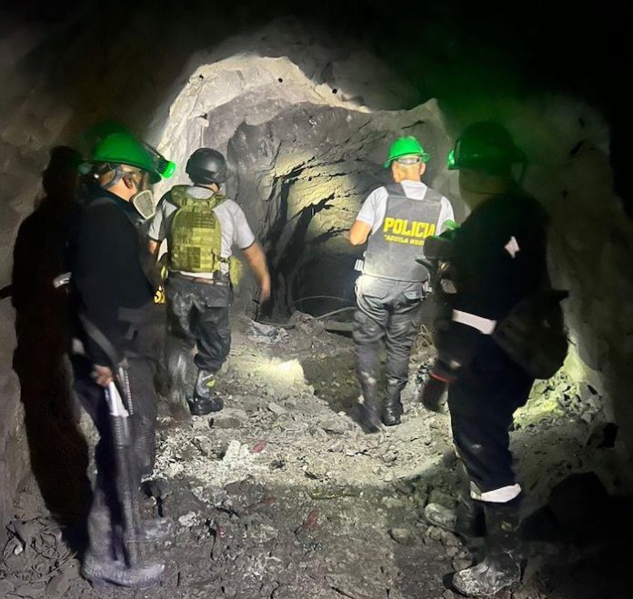 Criminales matan a 9 personas y dejan heridas a 15 o 17 más en una empresa minera del Perú