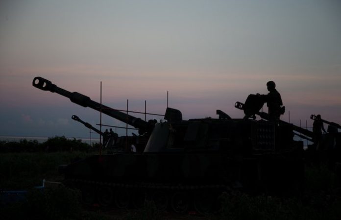 Pekín pide a EU que deje de dar armas a Taiwán y apoye reunificación de China