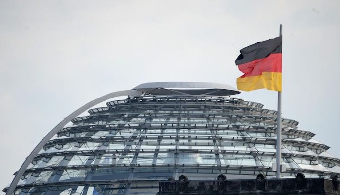 Más de 325.000 refugiados arriban a Alemania en 2023