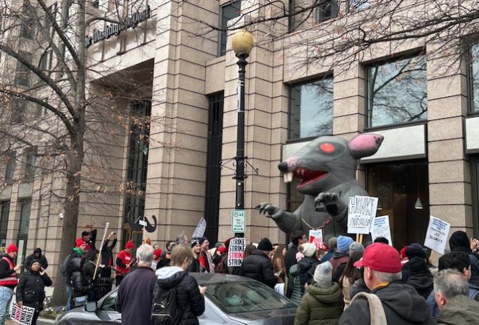 Video: Más de 700 trabajadores de ‘The Washington Post’ se van a huelga