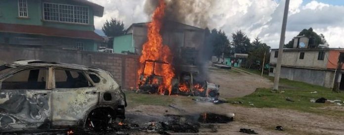 Autoridades en México reportan como no localizadas a 10 personas tras enfrentamiento en Texcaltitlán