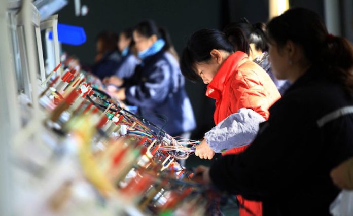 La permanencia de empresas de EU en China refleja “la naturaleza integrada de los lazos económicos”