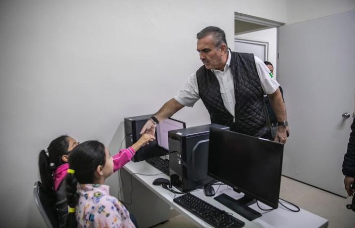 Apodaca inaugura el Centro de Desarrollo Comunitario Triana