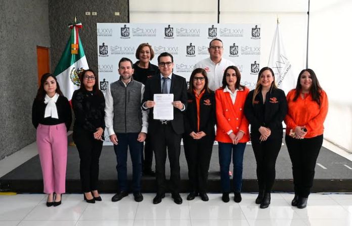 Están en puerta reformas secundarias de la “nueva Constitución”: Bancada Naranja