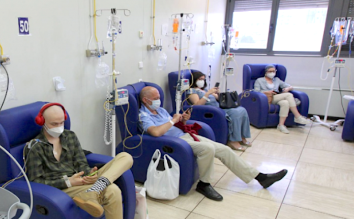 Proponen crear albergues para acompañantes o cuidadores de personas en tratamiento de cáncer