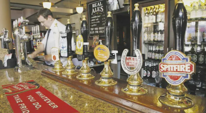 El Reino Unido tiene la tasa más alta de consumo de alcohol entre menores