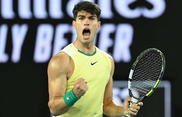 Alcaraz aterriza con fuerza en Melbourne