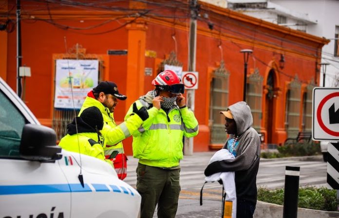Operativo Carrusel atiende a más de 200 regios