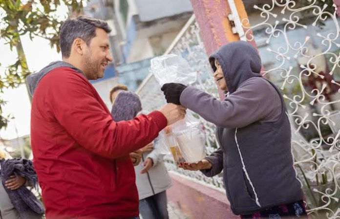 Caldo a Domicilio: estrategia del DIF contra el frío