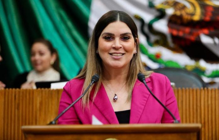 Alerta Ana González por derribo de árboles en Monterrey