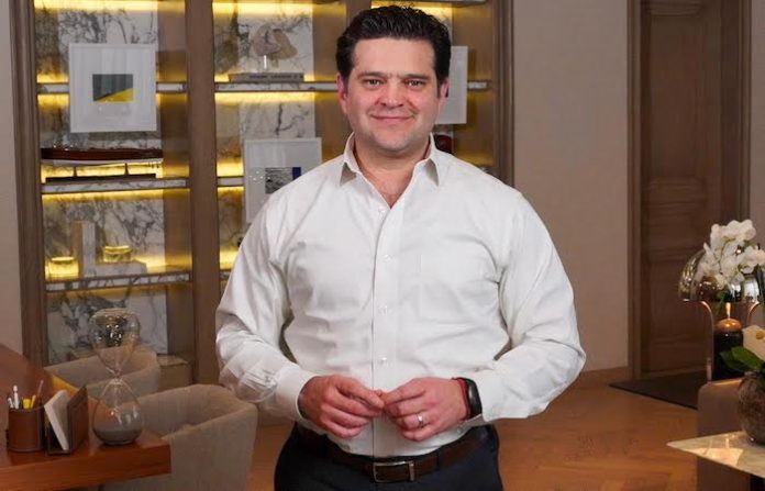 Va Paco Cienfuegos por el Senado el 2 de junio