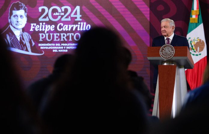 “Podemos resistir un poco más”: AMLO manda un mensaje tras el ‘lunes negro’ de los mercados