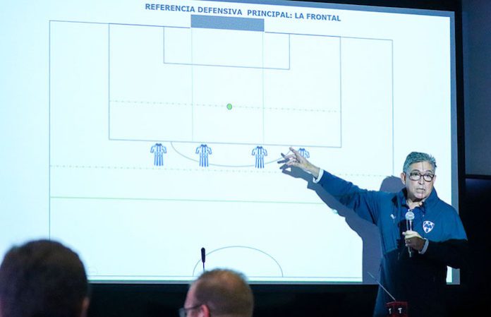 Celebran el primer Partner Summit en el Estadio BBVA