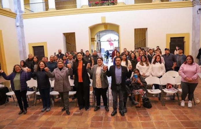 Suman esfuerzos en brigada para mujeres regiomontanas