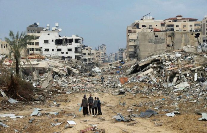 El papa Francisco pide que se cumpla la tregua en la Franja de Gaza