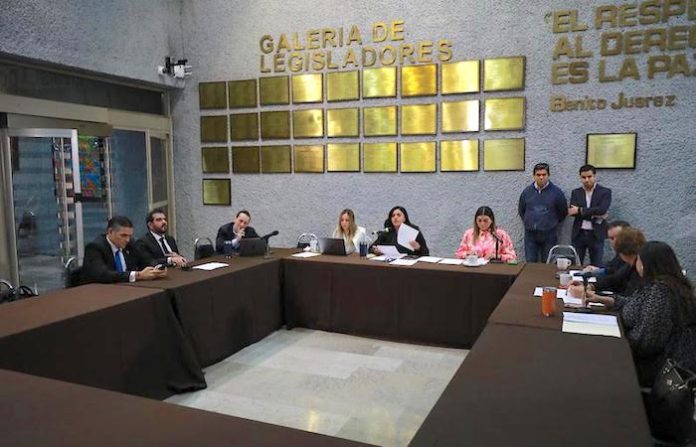 Aprueban en Comisión reforma de Samuel para “tocar” Refinería