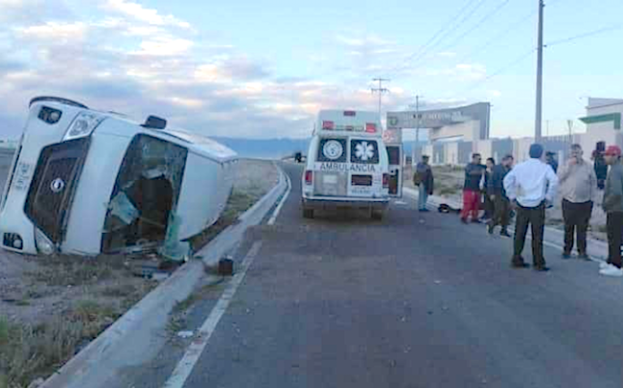 Volcadura deja siete lesionados en Ciénega de Flores