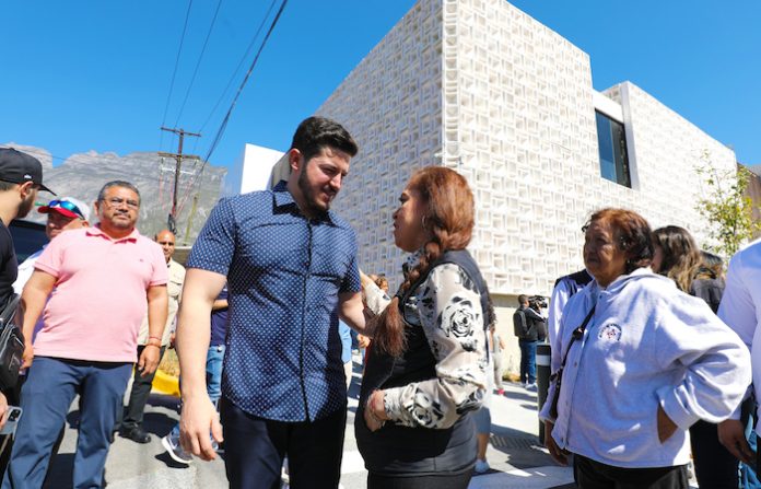 Samuel García inaugura Centro de Salud con Servicios Ampliados en San Pedro
